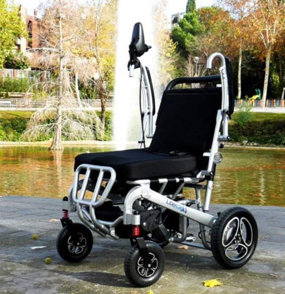 Silla ruedas eléctrica Aura Libercar